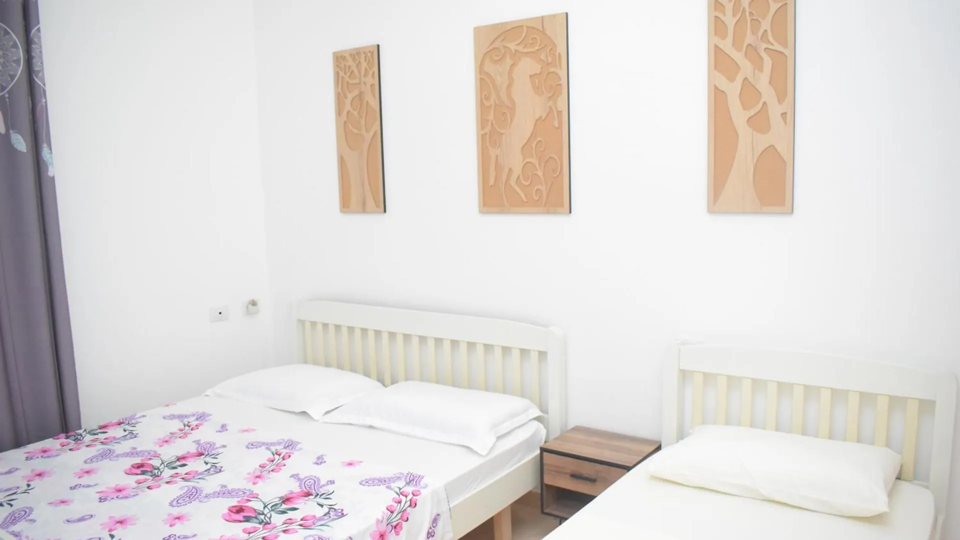 Breezy Lungomare Apartment Vlorë