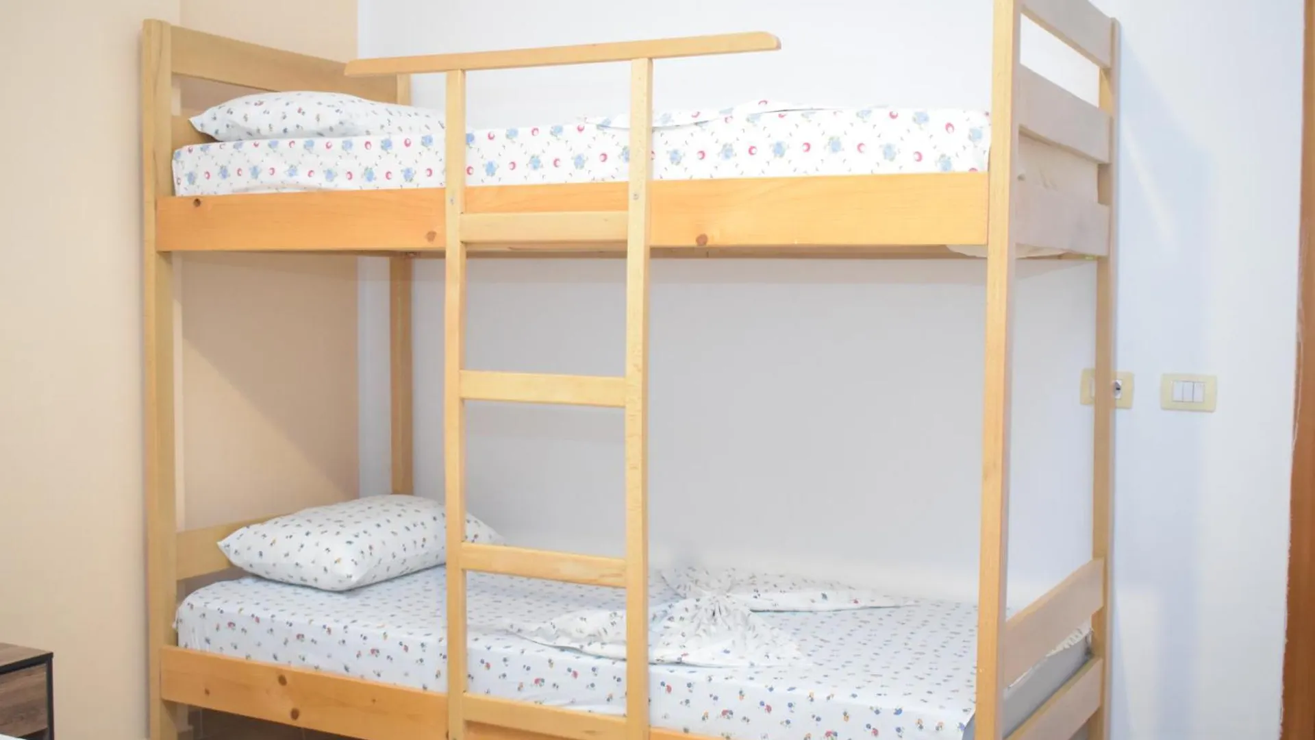 Breezy Lungomare Apartment Vlorë Αλβανία